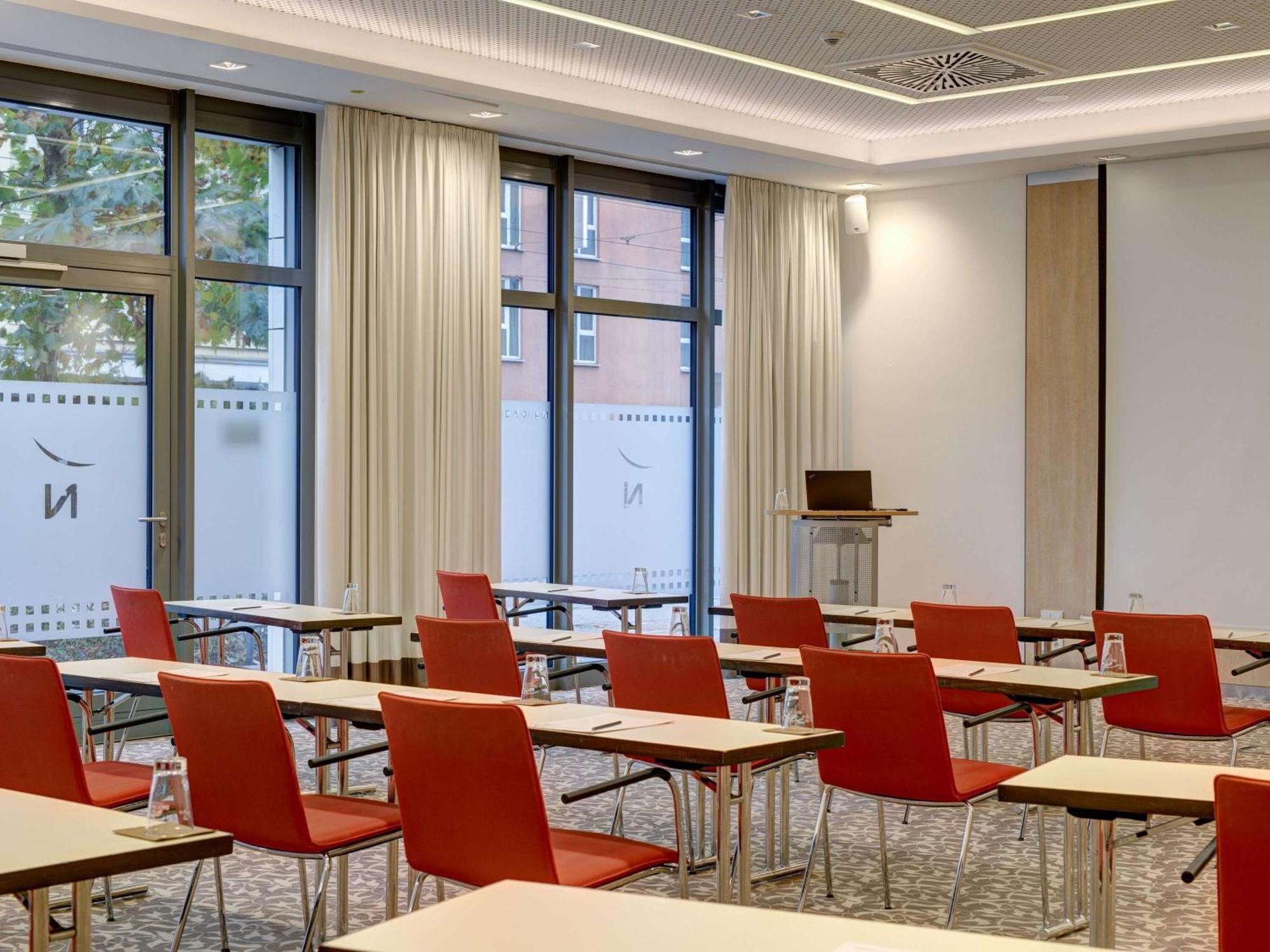 Novotel Nuernberg Centre Ville Esterno foto