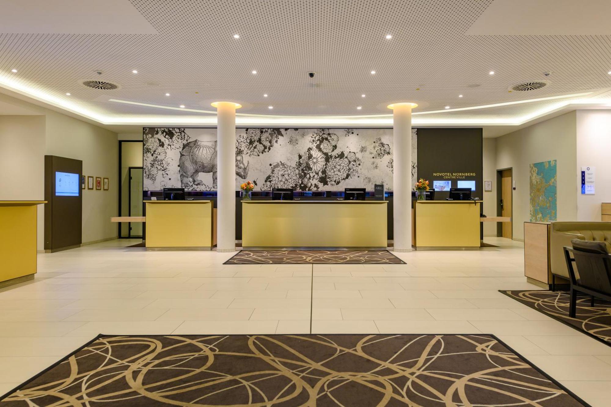 Novotel Nuernberg Centre Ville Esterno foto